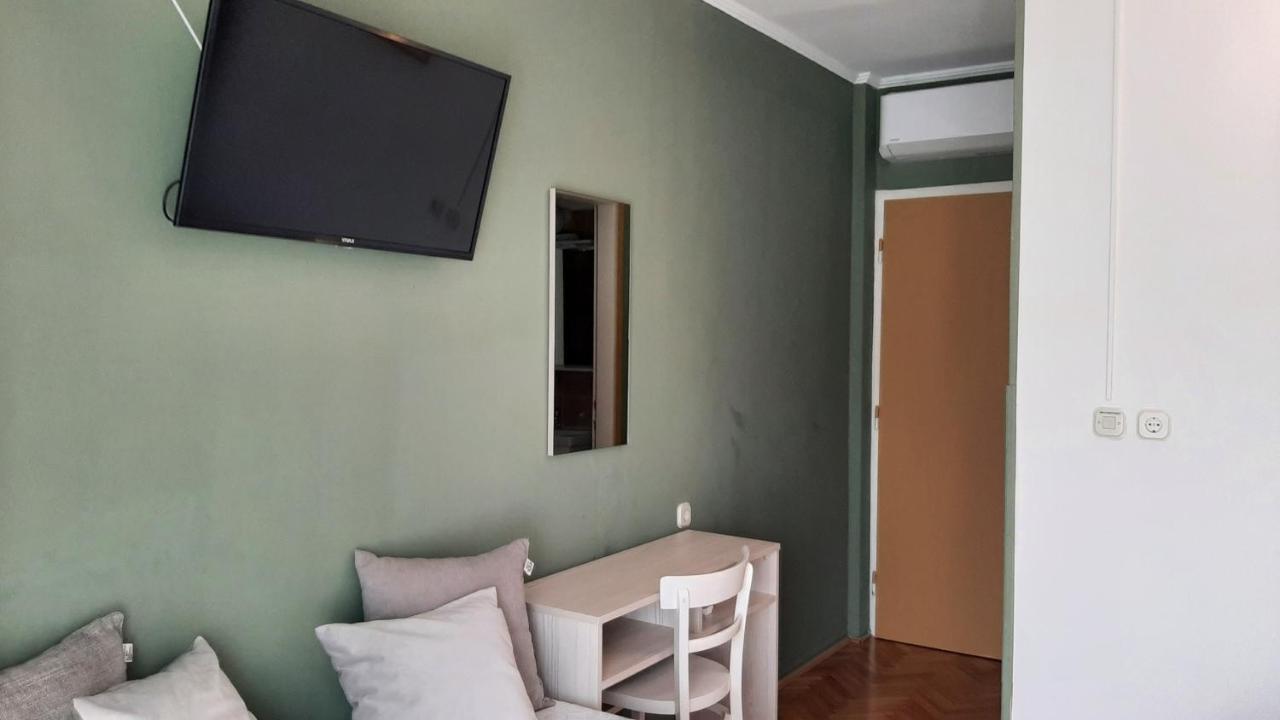 Rooms Neda 拉布 外观 照片