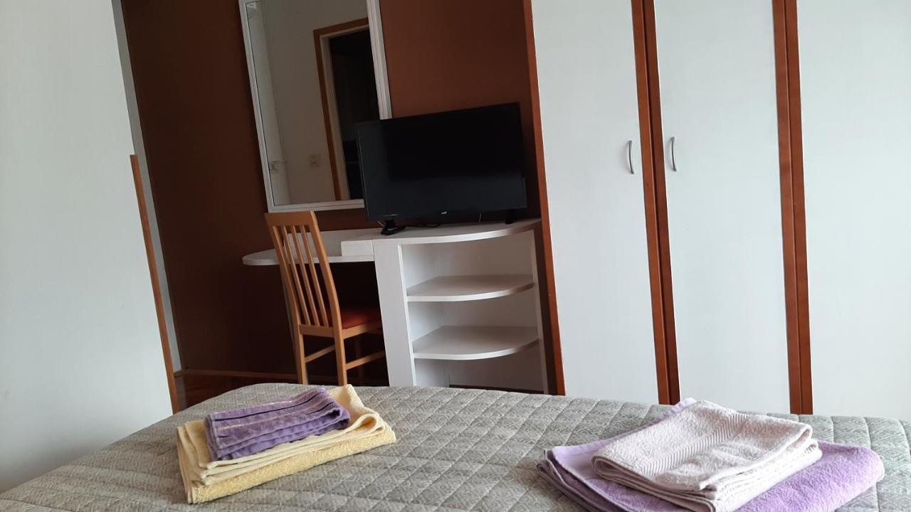 Rooms Neda 拉布 外观 照片