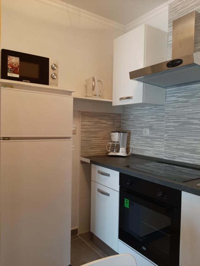 Rooms Neda 拉布 外观 照片
