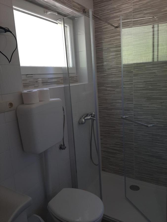 Rooms Neda 拉布 外观 照片